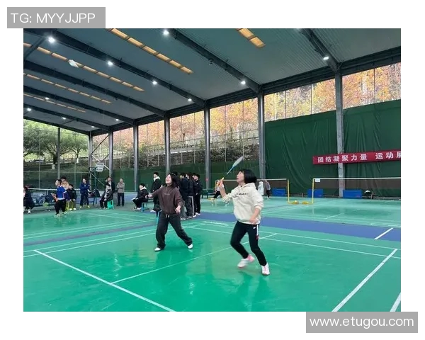 广州羽毛球队与西安羽毛球队赛后状态分析与复盘总结